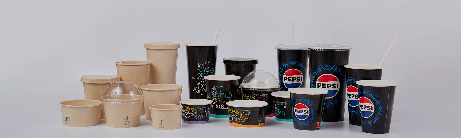 Studený papírový pohár